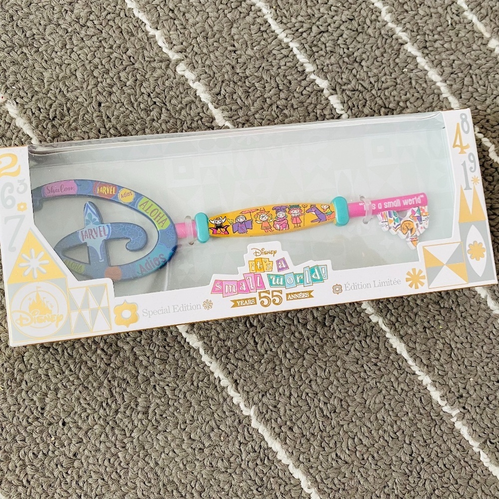 Disney - It's a Small World Collectible Key, Special Edition, Brand New!